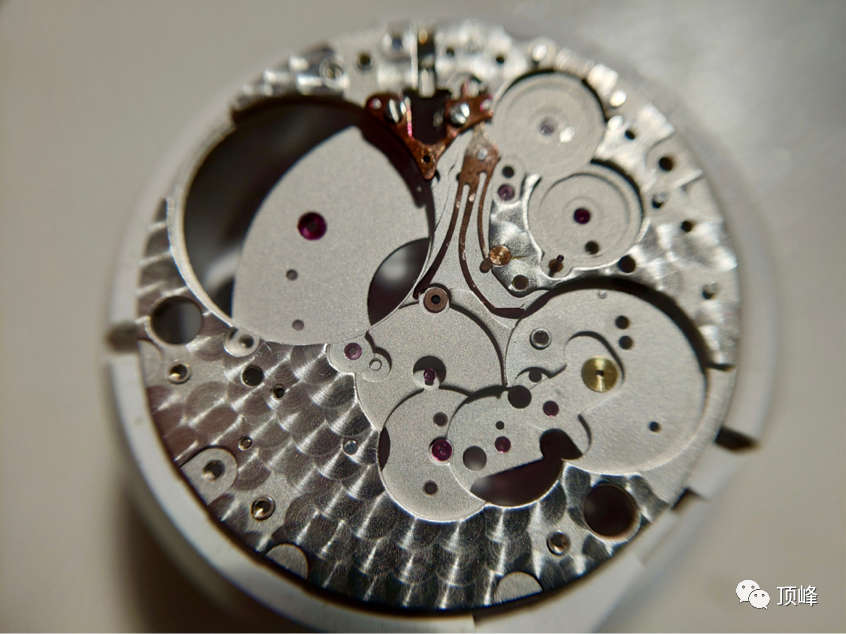 蝈蝈聊表——分享真利时手表的自产670机芯